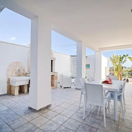 Valentino Apartamento Torre Suda